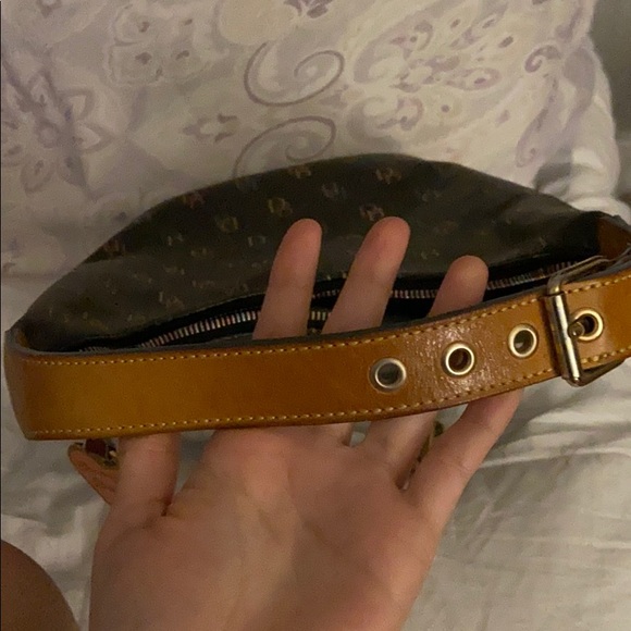 Dooney & Bourke bag - Picture 4 of 5